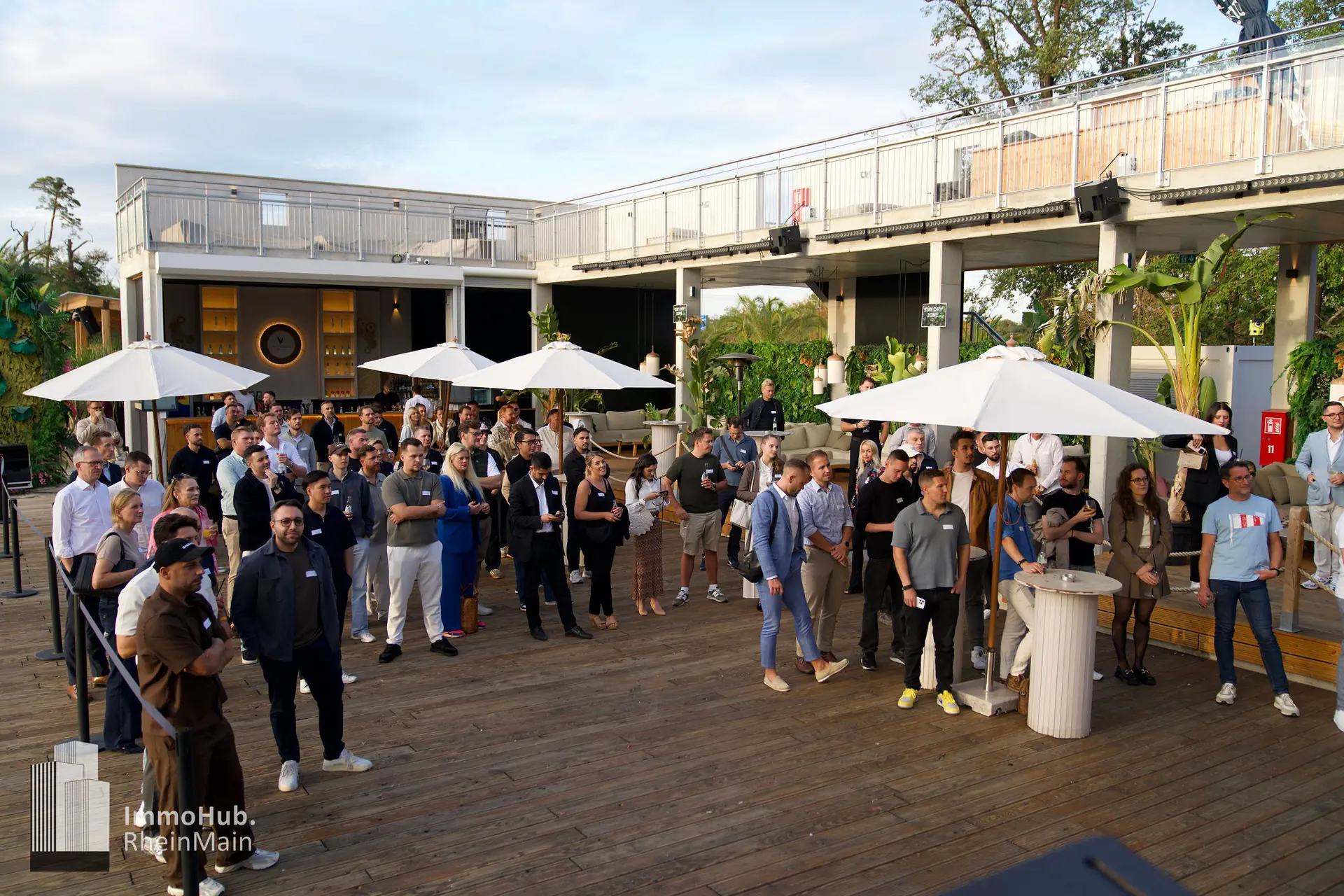 Begrüßung der Gäste beim ImmoHub RheinMain Expertenspecial in Frankfurt